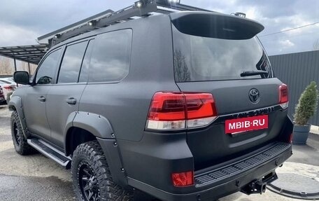 Toyota Land Cruiser 200, 2016 год, 7 990 000 рублей, 5 фотография