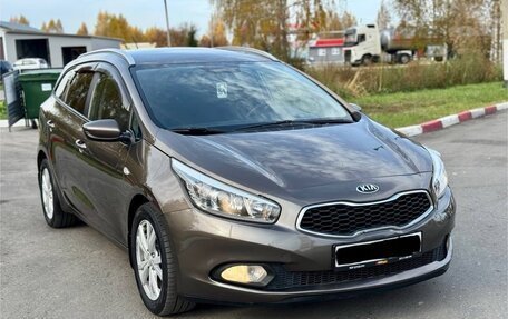 KIA cee'd III, 2014 год, 1 048 000 рублей, 2 фотография