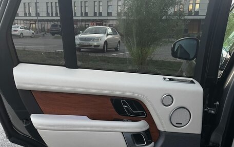 Land Rover Range Rover IV рестайлинг, 2018 год, 5 699 000 рублей, 5 фотография