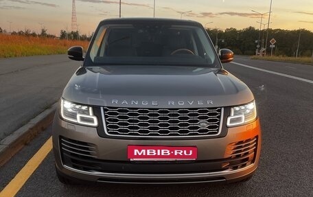 Land Rover Range Rover IV рестайлинг, 2018 год, 5 699 000 рублей, 3 фотография