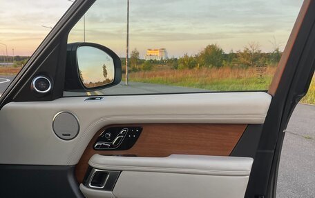 Land Rover Range Rover IV рестайлинг, 2018 год, 5 699 000 рублей, 6 фотография