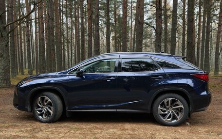 Lexus RX IV рестайлинг, 2016 год, 3 780 000 рублей, 2 фотография