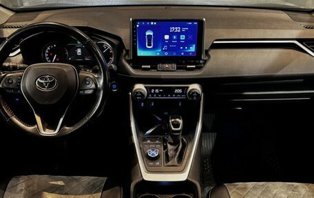 Toyota RAV4, 2020 год, 3 188 000 рублей, 5 фотография