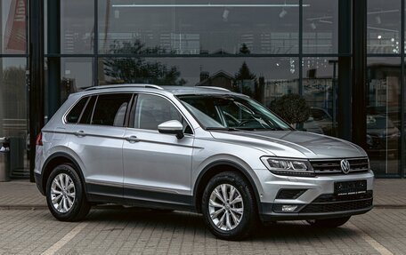 Volkswagen Tiguan II, 2018 год, 1 595 000 рублей, 3 фотография