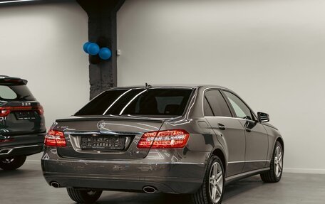 Mercedes-Benz E-Класс, 2011 год, 1 355 000 рублей, 7 фотография