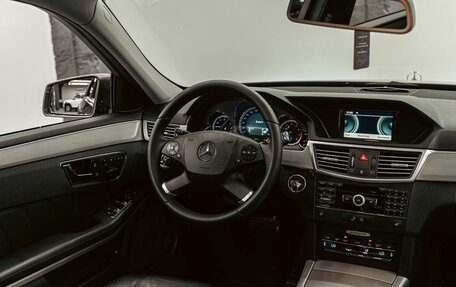 Mercedes-Benz E-Класс, 2011 год, 1 355 000 рублей, 15 фотография