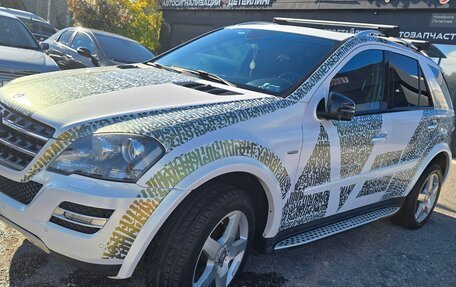 Mercedes-Benz M-Класс, 2010 год, 1 700 000 рублей, 2 фотография