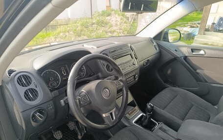 Volkswagen Tiguan I, 2012 год, 900 000 рублей, 6 фотография