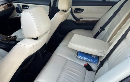 BMW 3 серия, 2006 год, 940 000 рублей, 11 фотография