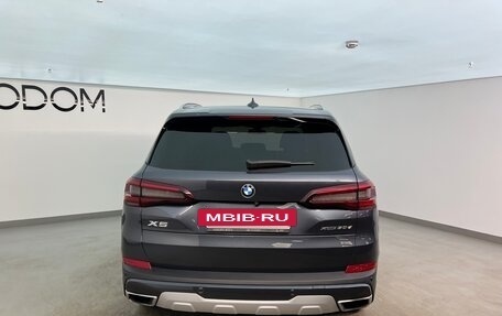 BMW X5, 2021 год, 7 350 000 рублей, 4 фотография