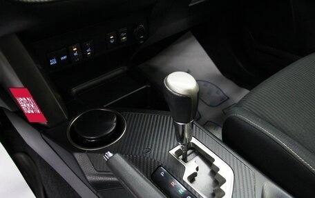 Toyota RAV4, 2014 год, 2 095 000 рублей, 22 фотография