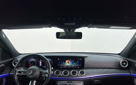 Mercedes-Benz E-Класс, 2021 год, 4 500 000 рублей, 9 фотография