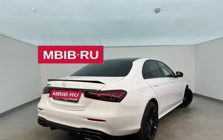 Mercedes-Benz E-Класс, 2021 год, 4 500 000 рублей, 2 фотография