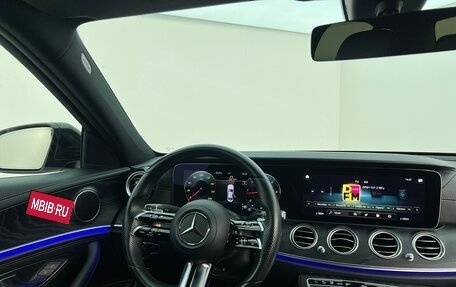 Mercedes-Benz E-Класс, 2021 год, 4 500 000 рублей, 17 фотография