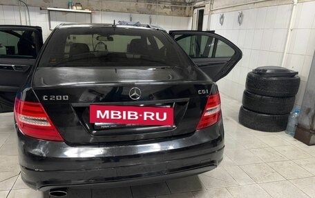 Mercedes-Benz C-Класс, 2011 год, 1 100 000 рублей, 26 фотография