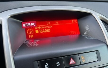 Opel Astra J, 2010 год, 550 000 рублей, 13 фотография