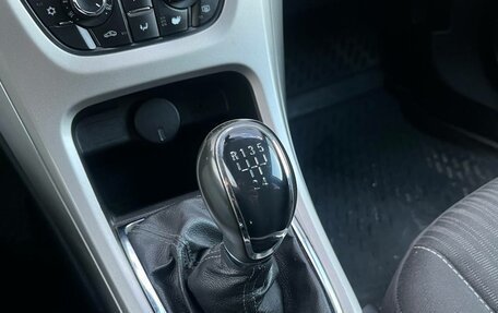 Opel Astra J, 2010 год, 550 000 рублей, 15 фотография