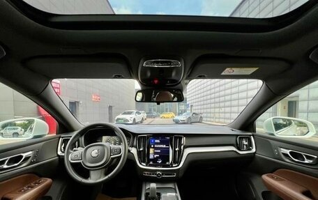 Volvo S60 III, 2022 год, 2 390 000 рублей, 28 фотография