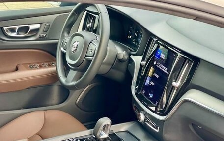 Volvo S60 III, 2022 год, 2 390 000 рублей, 26 фотография