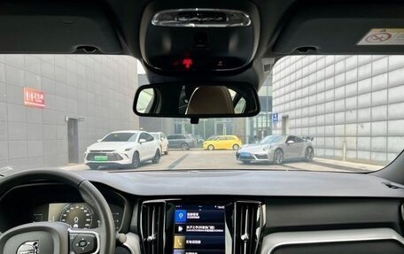 Volvo S60 III, 2022 год, 2 390 000 рублей, 29 фотография