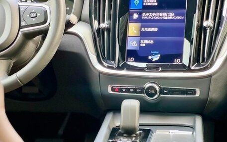 Volvo S60 III, 2022 год, 2 390 000 рублей, 30 фотография