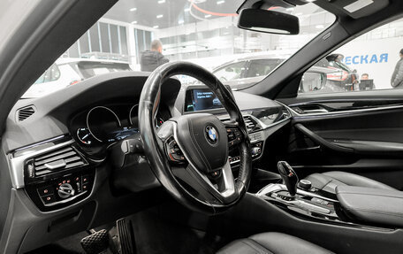 BMW 5 серия, 2018 год, 3 199 000 рублей, 20 фотография