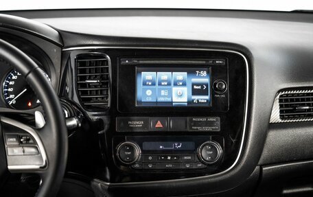 Mitsubishi Outlander III рестайлинг 3, 2013 год, 1 520 000 рублей, 11 фотография