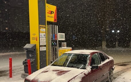 BMW 3 серия, 1992 год, 310 000 рублей, 2 фотография