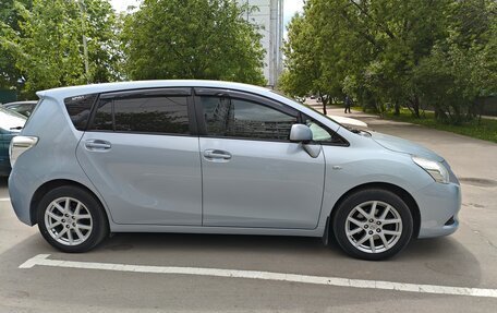 Toyota Verso I, 2009 год, 970 000 рублей, 3 фотография
