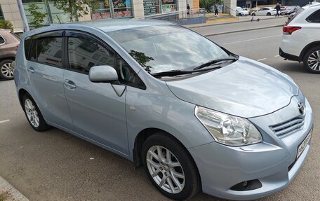 Toyota Verso I, 2009 год, 970 000 рублей, 4 фотография