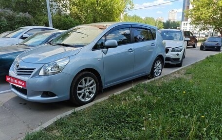 Toyota Verso I, 2009 год, 970 000 рублей, 2 фотография
