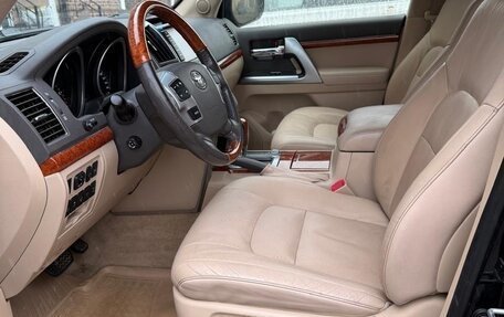 Toyota Land Cruiser 200, 2012 год, 5 130 000 рублей, 7 фотография