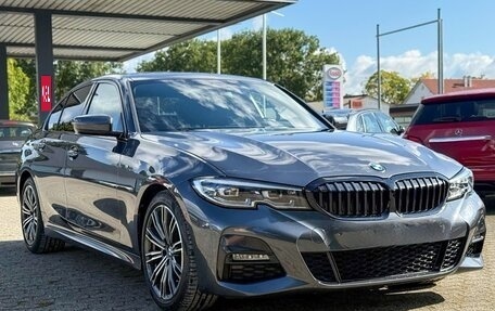 BMW 3 серия, 2022 год, 3 100 000 рублей, 2 фотография