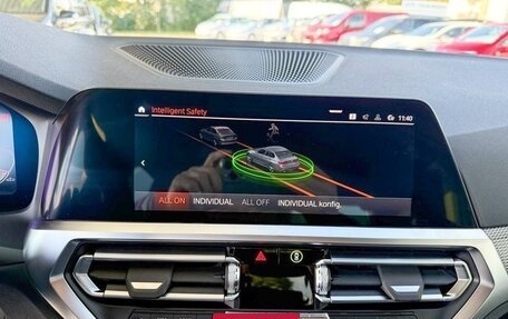 BMW 3 серия, 2022 год, 3 100 000 рублей, 13 фотография