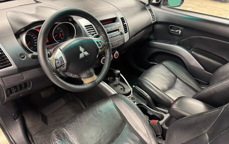 Mitsubishi Outlander III рестайлинг 3, 2007 год, 970 000 рублей, 9 фотография