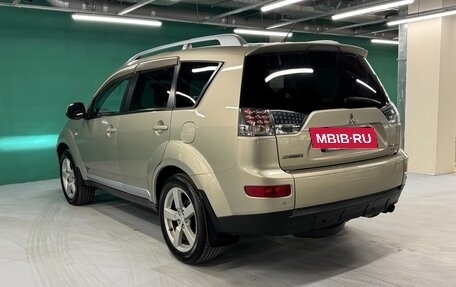Mitsubishi Outlander III рестайлинг 3, 2007 год, 970 000 рублей, 6 фотография