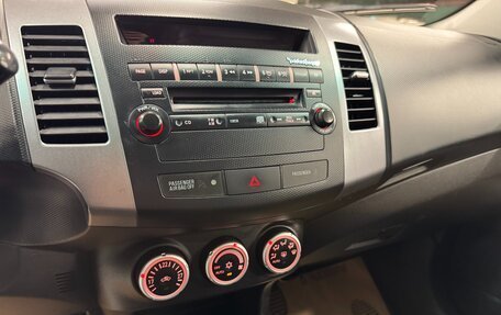 Mitsubishi Outlander III рестайлинг 3, 2007 год, 970 000 рублей, 19 фотография