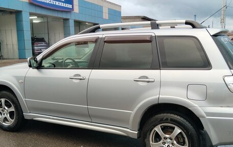 Mitsubishi Outlander III рестайлинг 3, 2007 год, 750 000 рублей, 18 фотография