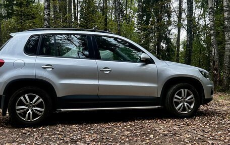 Volkswagen Tiguan I, 2011 год, 1 200 000 рублей, 4 фотография