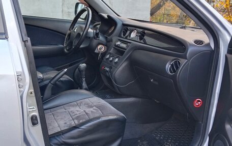 Mitsubishi Outlander III рестайлинг 3, 2007 год, 750 000 рублей, 32 фотография