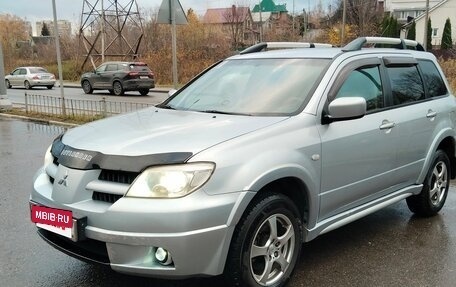 Mitsubishi Outlander III рестайлинг 3, 2007 год, 750 000 рублей, 28 фотография