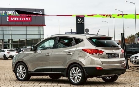 Hyundai ix35 I рестайлинг, 2013 год, 1 095 000 рублей, 4 фотография