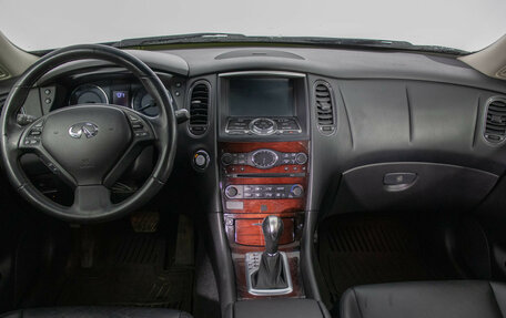 Infiniti QX50 I рестайлинг, 2015 год, 2 150 000 рублей, 13 фотография