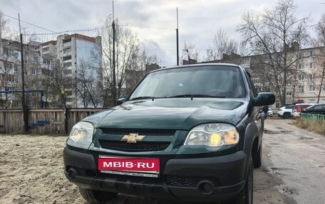 Chevrolet Niva I рестайлинг, 2010 год, 365 000 рублей, 1 фотография