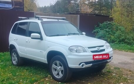 Chevrolet Niva I рестайлинг, 2013 год, 580 000 рублей, 2 фотография