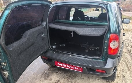 Chevrolet Niva I рестайлинг, 2010 год, 365 000 рублей, 11 фотография