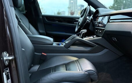 Porsche Cayenne III, 2018 год, 6 800 000 рублей, 18 фотография