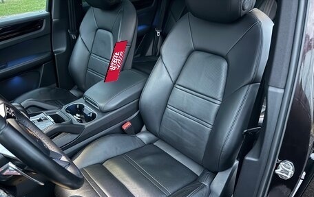 Porsche Cayenne III, 2018 год, 6 800 000 рублей, 28 фотография