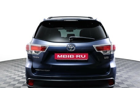 Toyota Highlander III, 2014 год, 2 790 000 рублей, 6 фотография