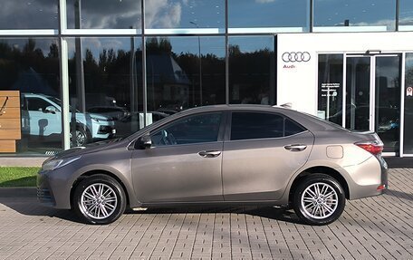 Toyota Corolla, 2018 год, 2 040 000 рублей, 8 фотография